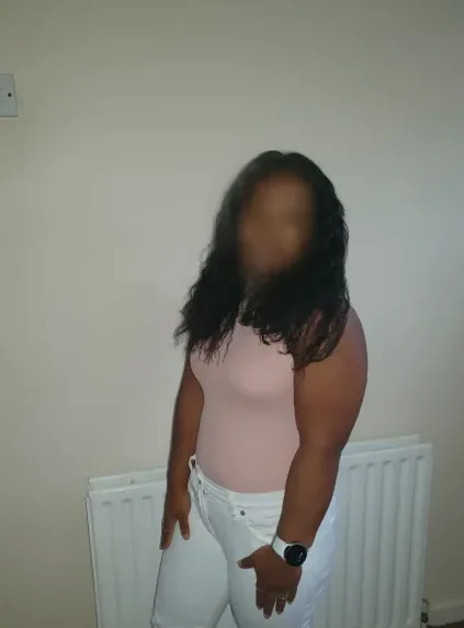 Dalia, 24