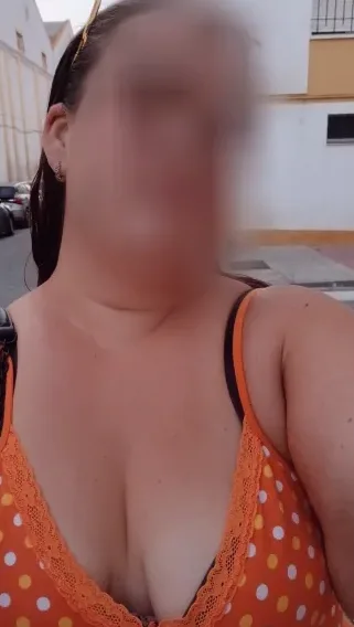 Marie, 24