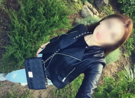 Olivia, 31