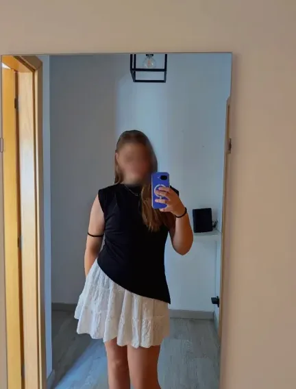 Zainab, 18